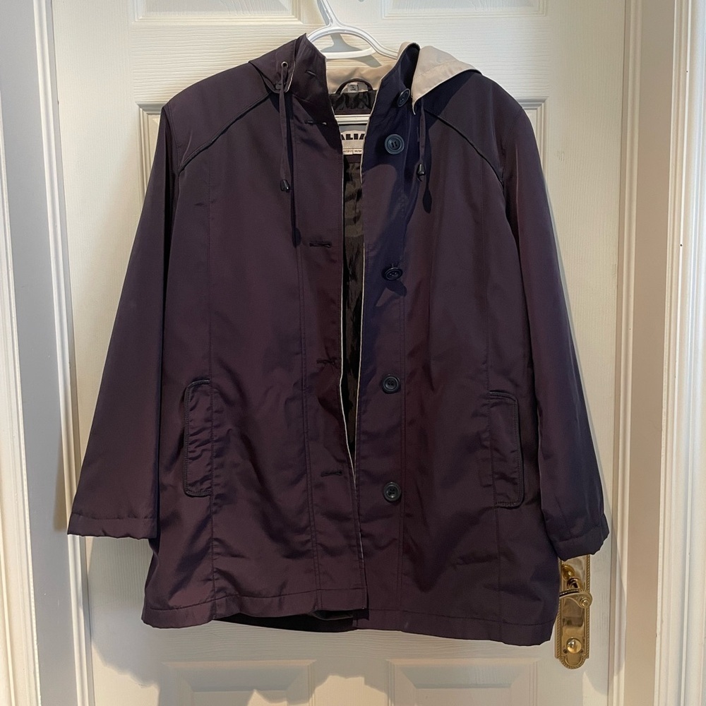 Light Spring/Fall jacket button up